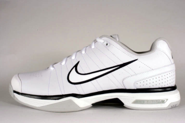 nike zoom vapor club
