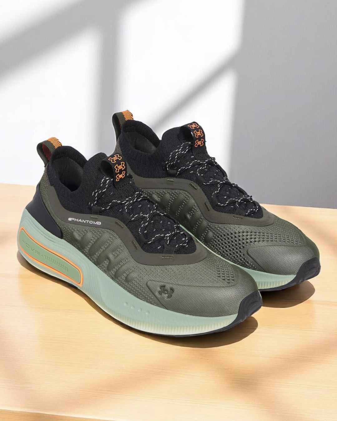 sneakers under armour